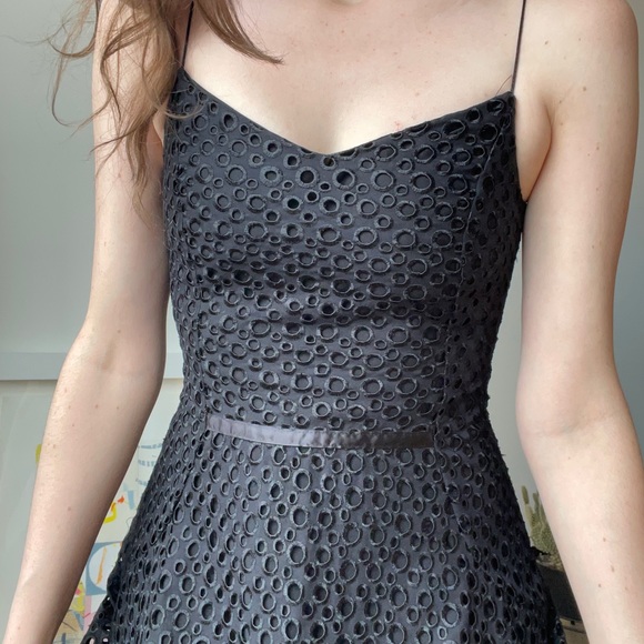 Y2k black eyelet lace dress from designer Dinh Bà / small / made in Canada - Picture 6 of 11